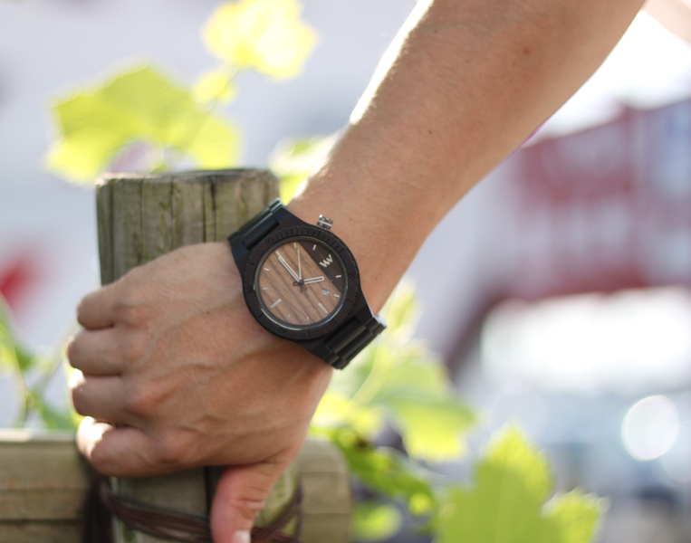 最新】WE WOOD / お洒落な木製腕時計 - シュナ