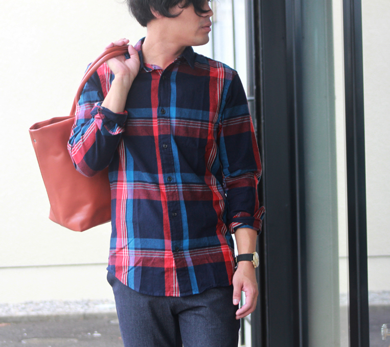 赤×紺チェックシャツ